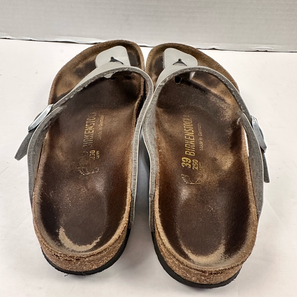 Birkenstock Gizeh Silver Sz 8-8.5‎ - Picture 3 of 6
